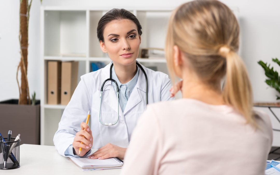 Menopausia: síntomas frecuentes y cómo abordarlos con tu ginecóloga de confianza